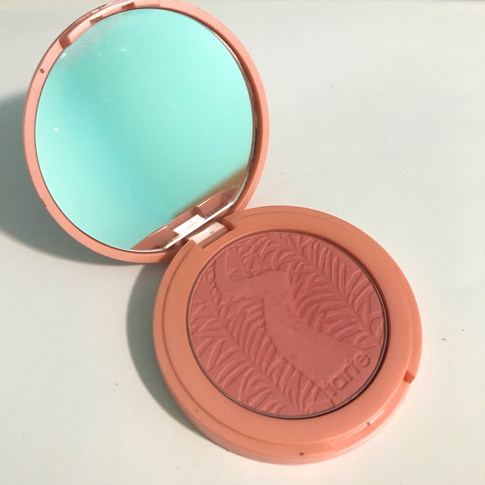 Tarte Blush in the shade Captivating!!